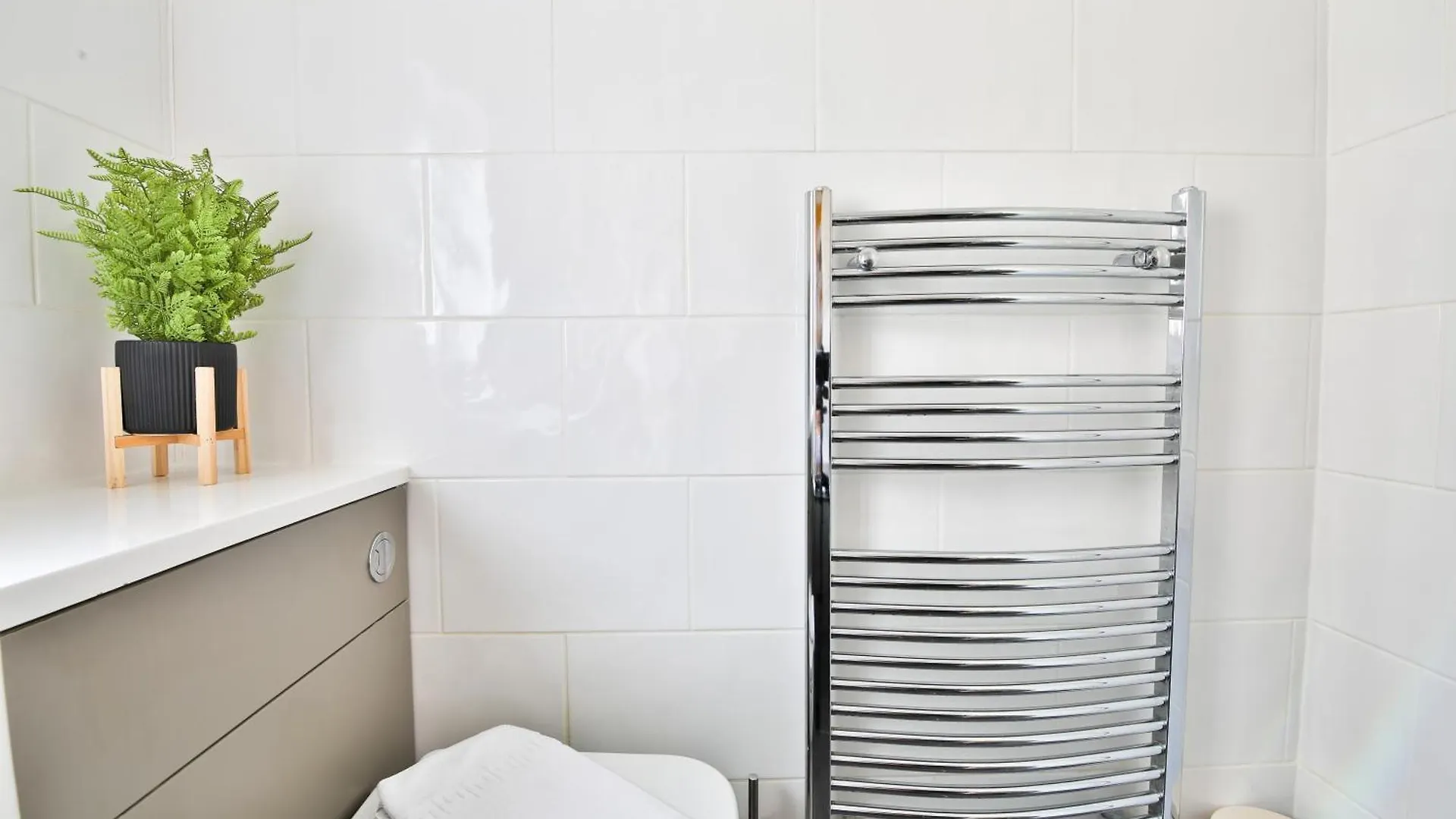 Stayright 3-Bed Home Near Central Cardiff- Sleeps 6, Twin Or King Beds Apartamento